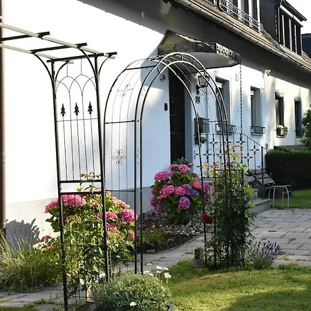 Apartment Schoene In Oberhausen *
