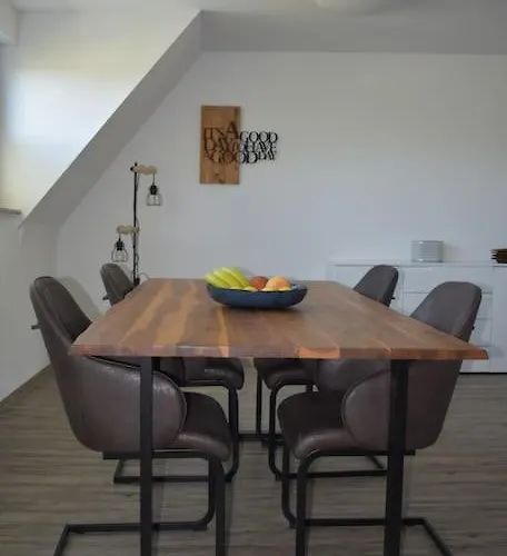 Schoene In Apartamento Oberhausen (North Rhine-Westphalia)