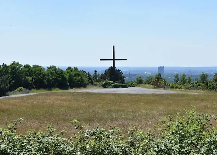 Schoene In * Oberhausen (North Rhine-Westphalia)