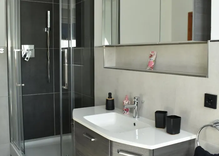 Schoene In Apartamento *